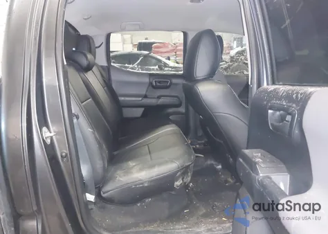 2017 Toyota Tacoma Sr V6 z USA, uszkodzony, nr VIN 3TMCZ5AN4HM096718